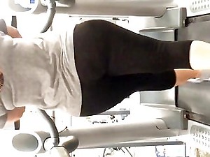 Big booty Brazilian milf