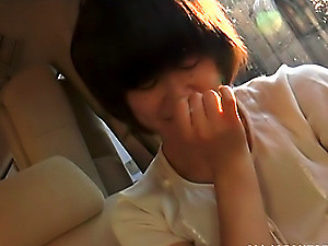 Amazing Japanese gives oral in the car outside
